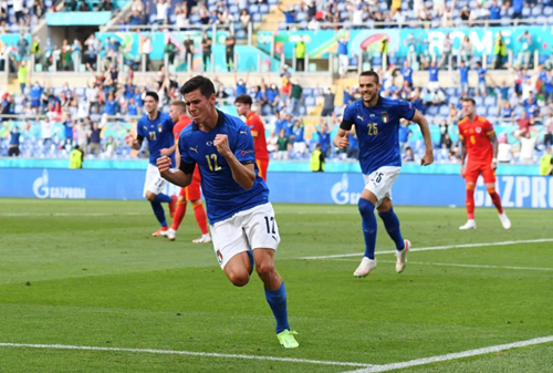 Đội tuyển Italia toàn thắng vòng bảng 